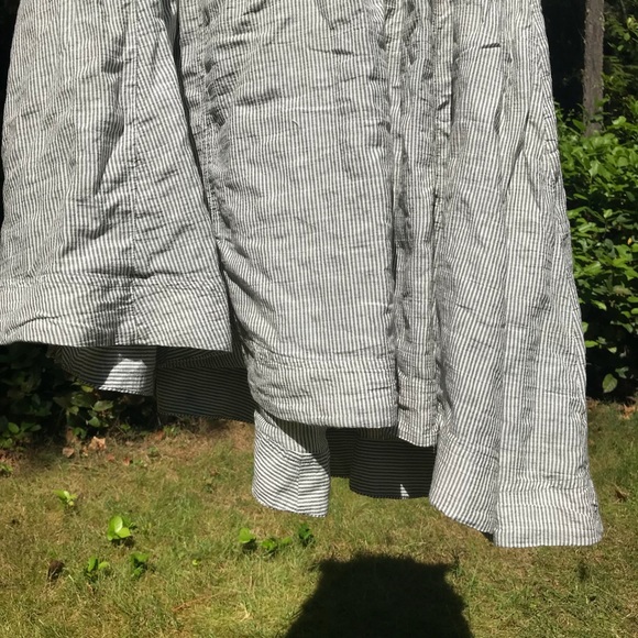 Asymmetrical button down tank top - Picture 3 of 3